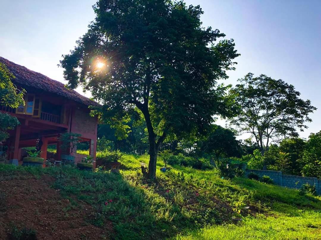 Pai Bjooc Homestay Tuyen Quang Eksteriør billede