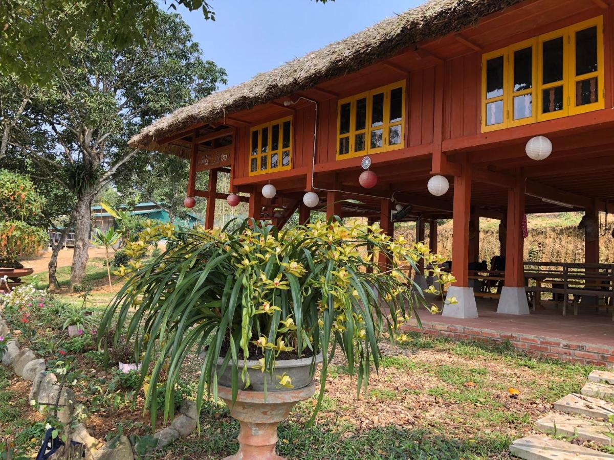 Pai Bjooc Homestay Tuyen Quang Eksteriør billede