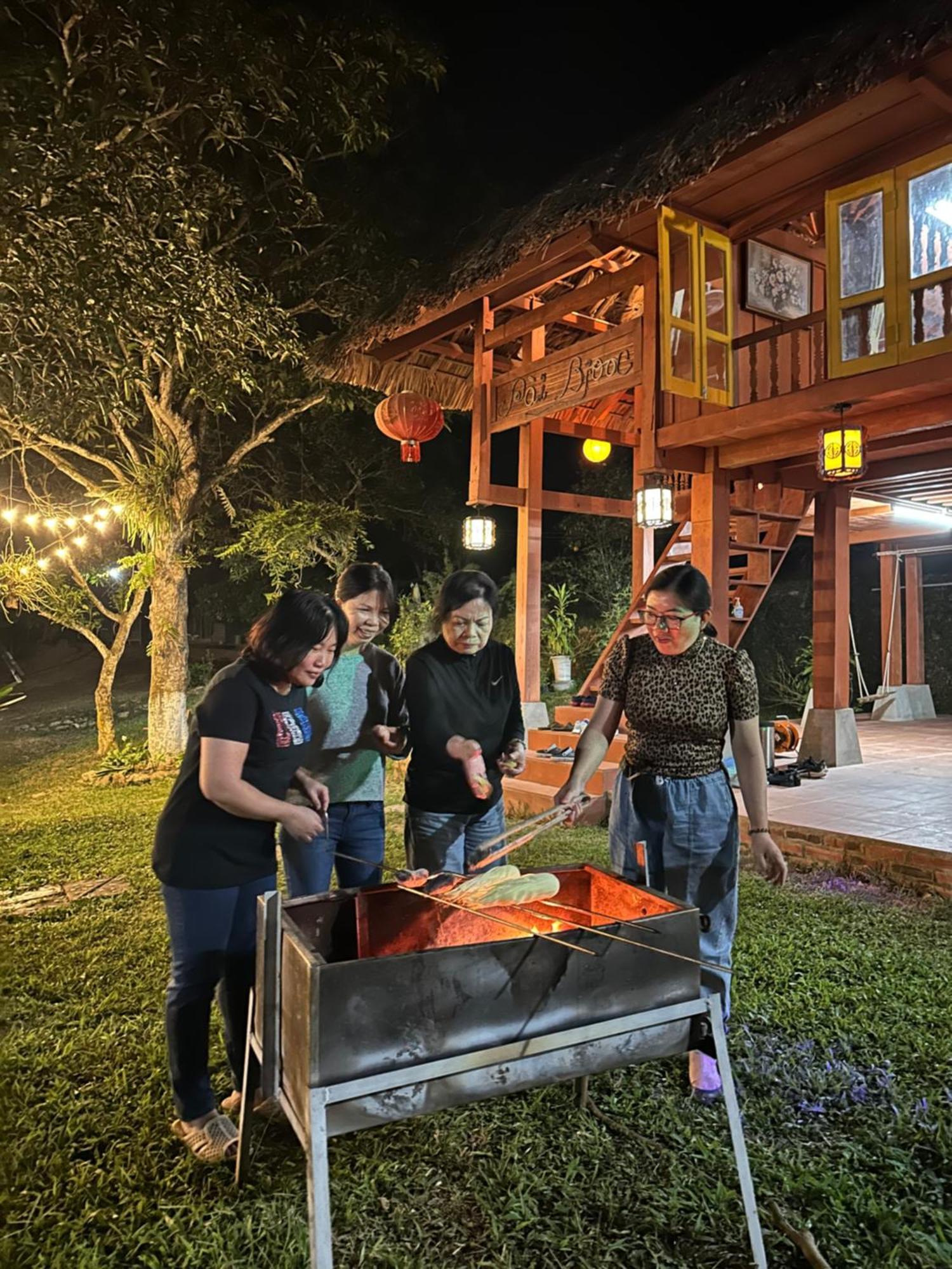 Pai Bjooc Homestay Tuyen Quang Eksteriør billede